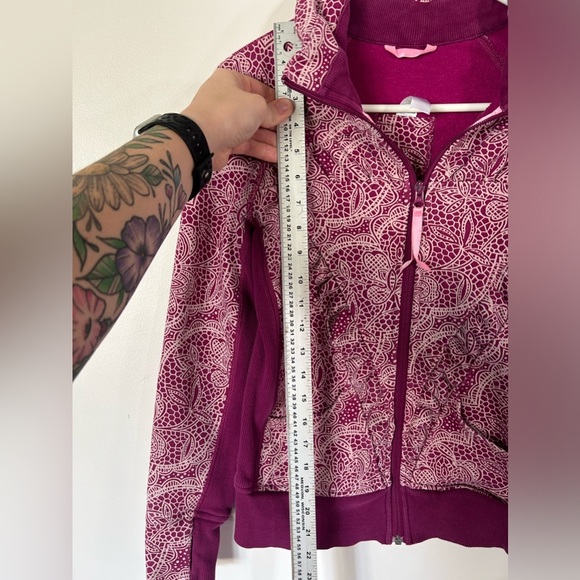 Ivivva Lululemon Pink & Purple Zip Up Sweatshirt Jacket Lined EUC Girls Size 12 - Picture 2 of 8